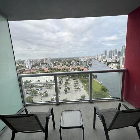 23Rd Floor Luxury & Spacious Beachwalk Resort Apartment With Amazing View Hallandale Beach Eksteriør billede
