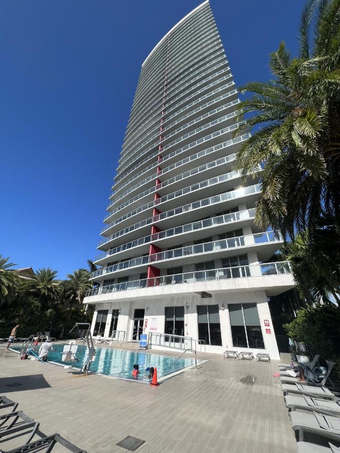 23Rd Floor Luxury & Spacious Beachwalk Resort Apartment With Amazing View Hallandale Beach Eksteriør billede