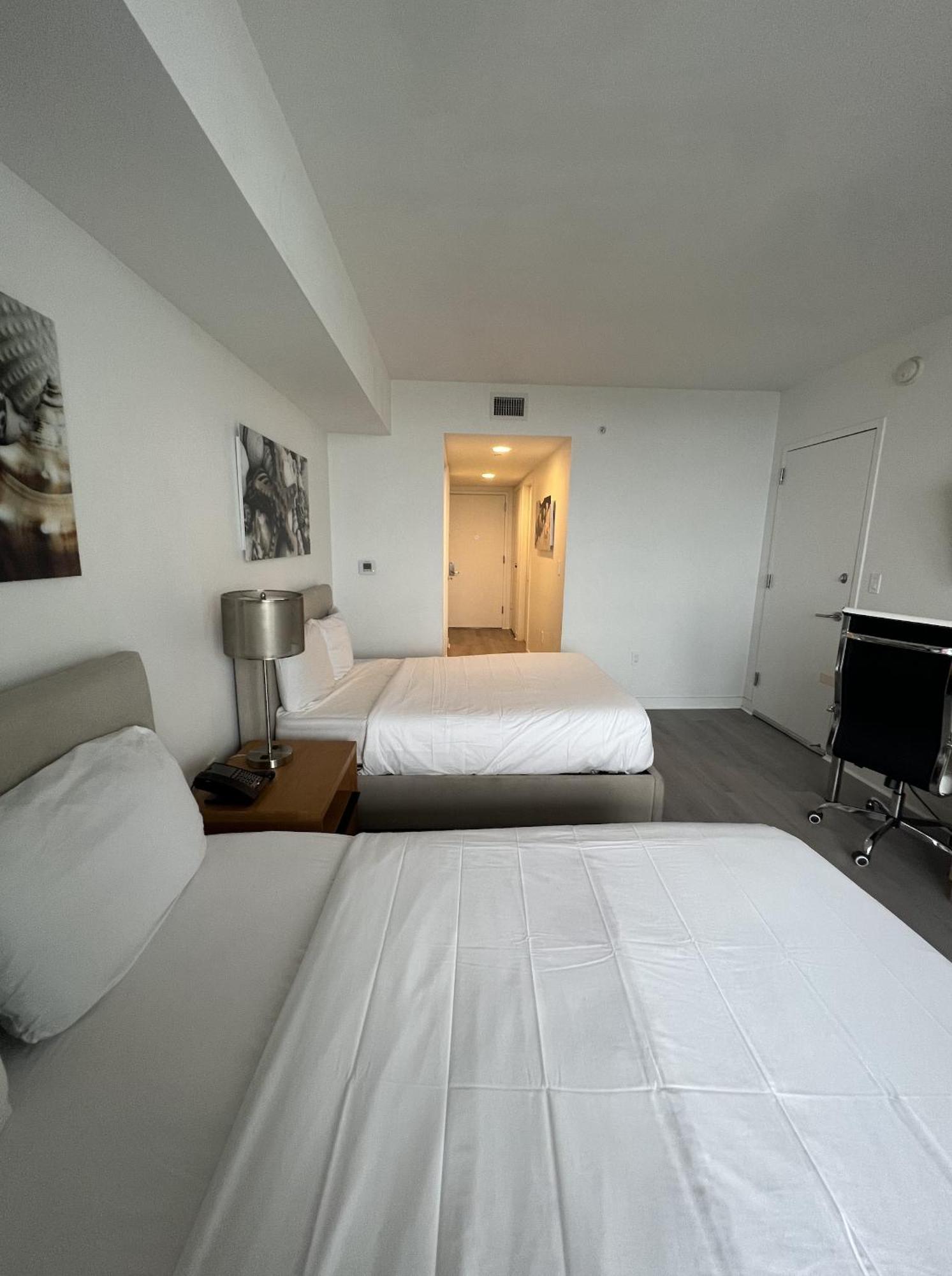 23Rd Floor Luxury & Spacious Beachwalk Resort Apartment With Amazing View Hallandale Beach Eksteriør billede