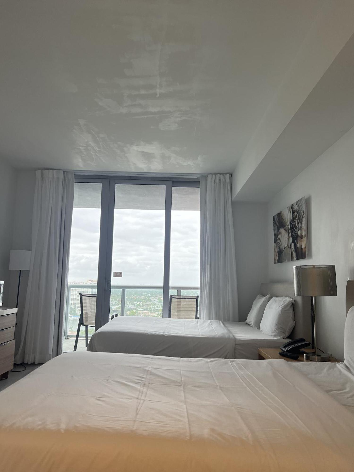 23Rd Floor Luxury & Spacious Beachwalk Resort Apartment With Amazing View Hallandale Beach Eksteriør billede